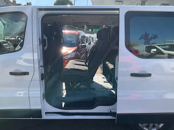 Used Renault Trafic 2017 for sale - 79430940: Photo