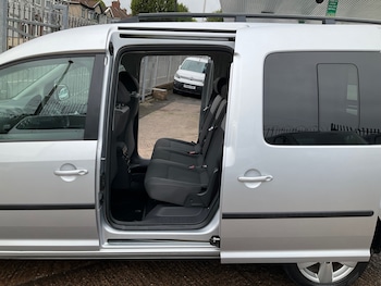 Used Volkswagen Caddy Maxi Life 2011 for sale - 75958067: Photo