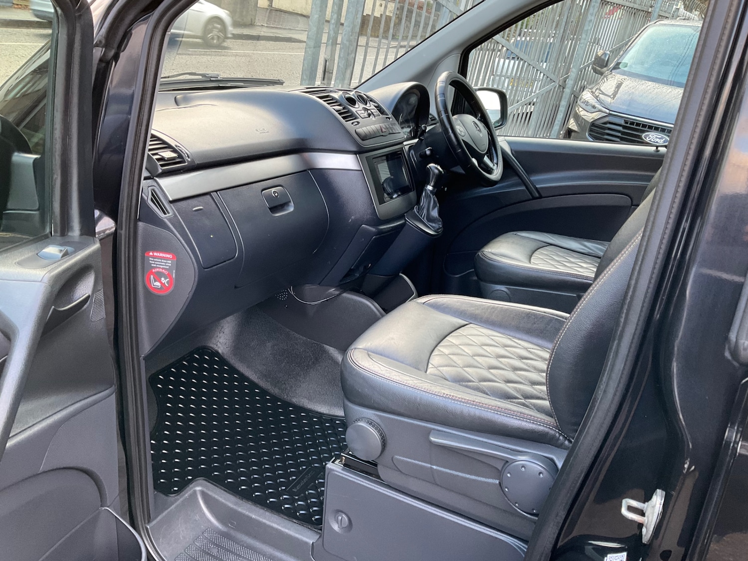 Used Mercedes-Benz Vito 2014 for sale - 76578115: Photo 2