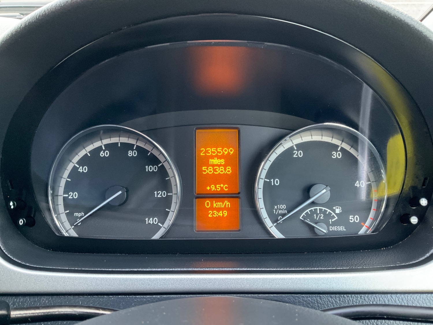 Used Mercedes-Benz Vito 2014 for sale - 76578115: Photo 25