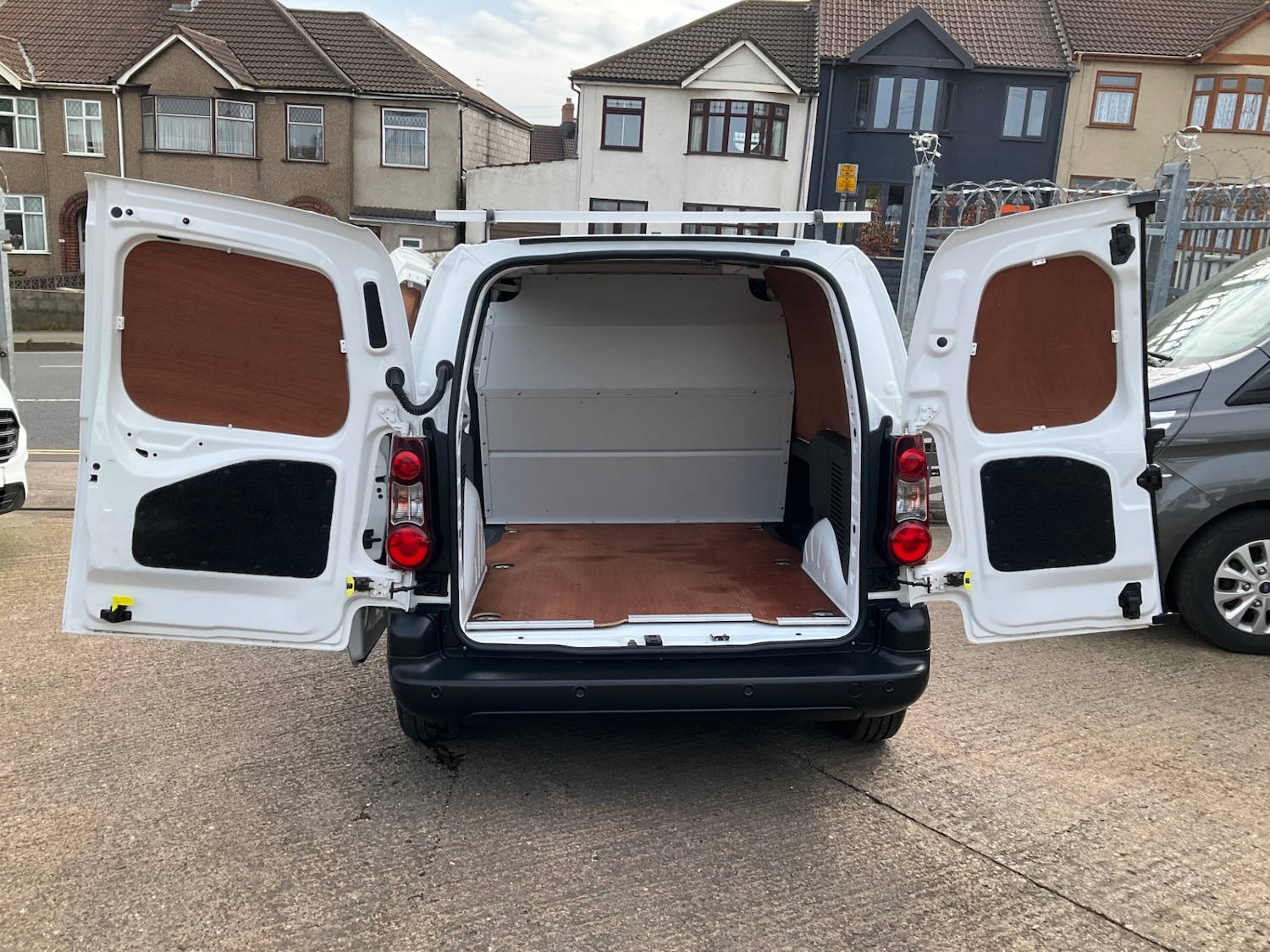 Used Citroen Berlingo 2017 for sale - 77568731: Photo 5