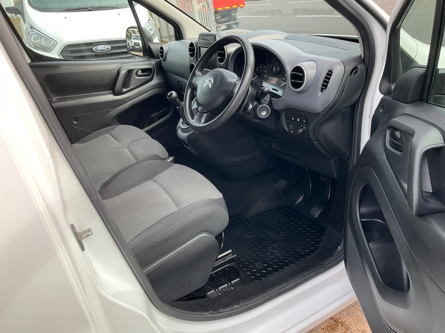 Used Citroen Berlingo 2017 for sale - 77568731: Photo 9