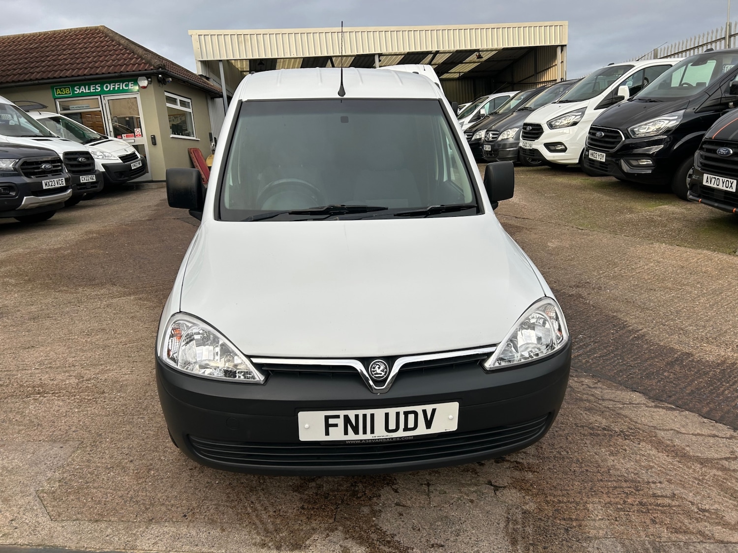 Used Vauxhall Combo 2011 for sale - 77070032: Photo 11