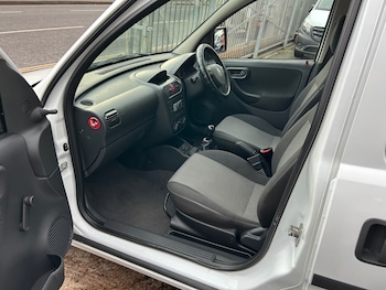 Used Vauxhall Combo 2011 for sale - 77070032: Photo