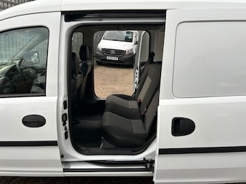 Used Vauxhall Combo 2011 for sale - 77070032: Photo