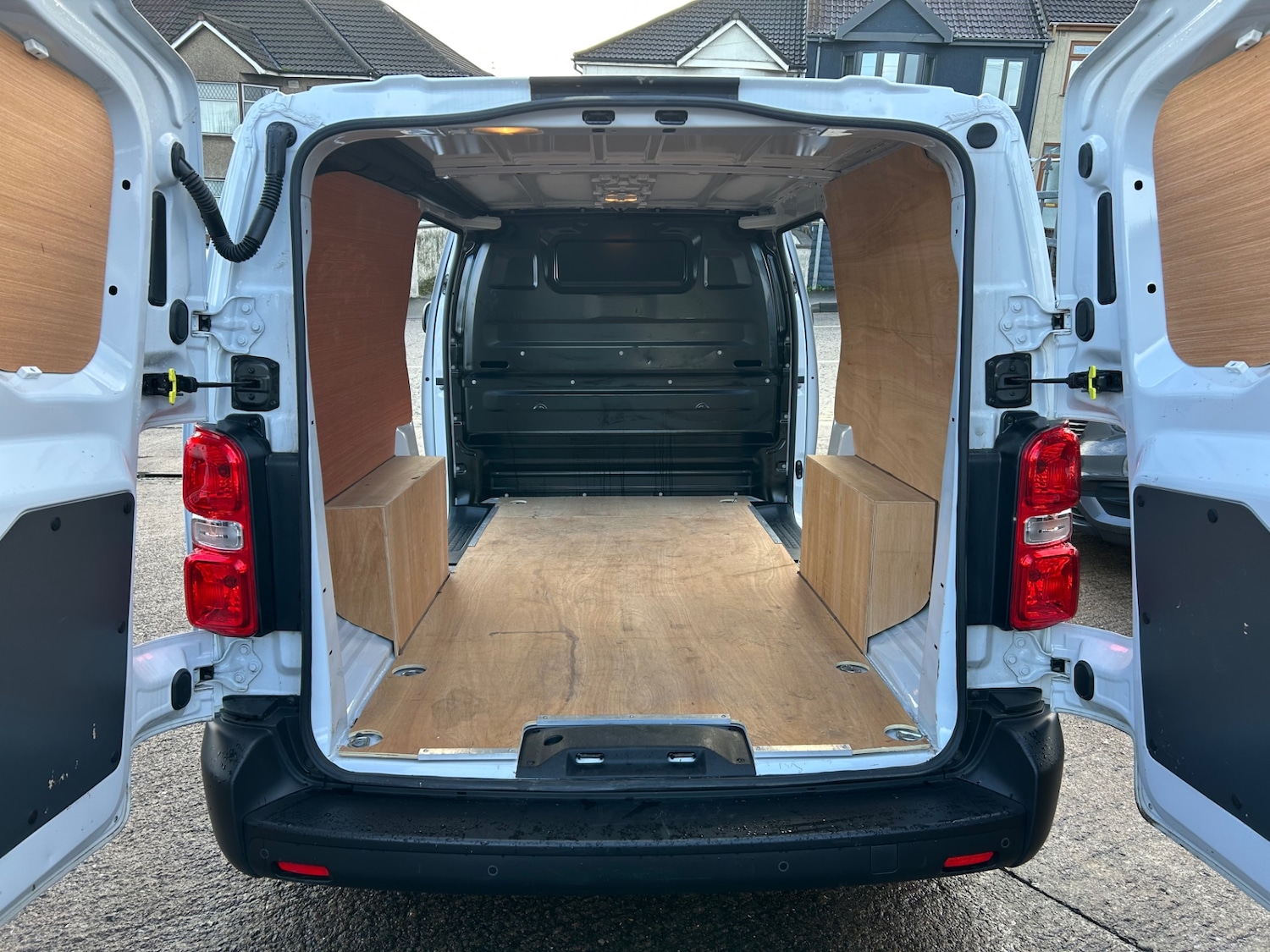 Used Vauxhall Vivaro 2023 for sale - 76859279: Photo 4