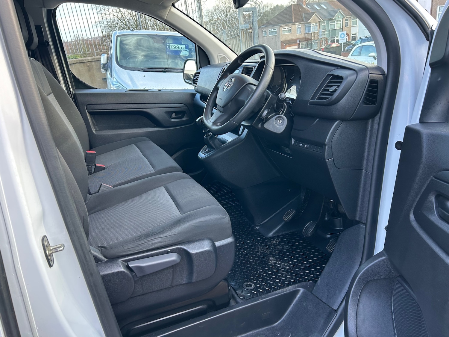 Used Vauxhall Vivaro 2023 for sale - 76859279: Photo 9