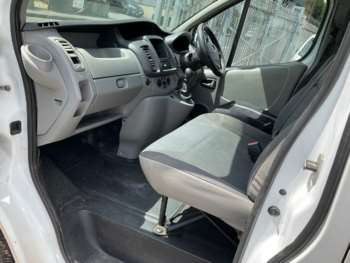 Used Vauxhall Vivaro 2011 for sale - 75035009: Photo