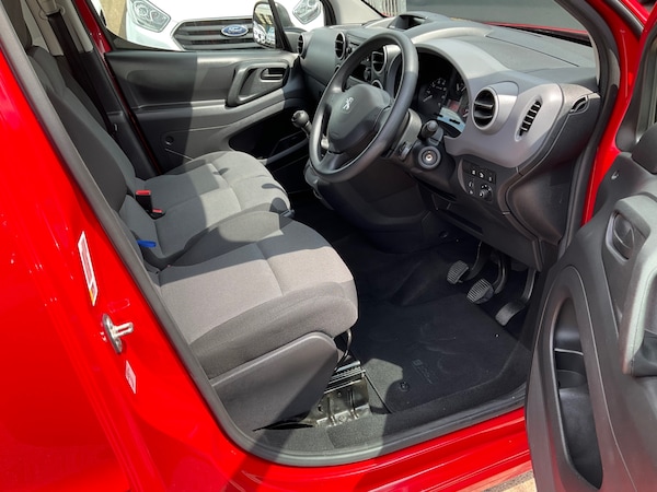 Used Peugeot Partner 2018 for sale - 75274662: Photo 9