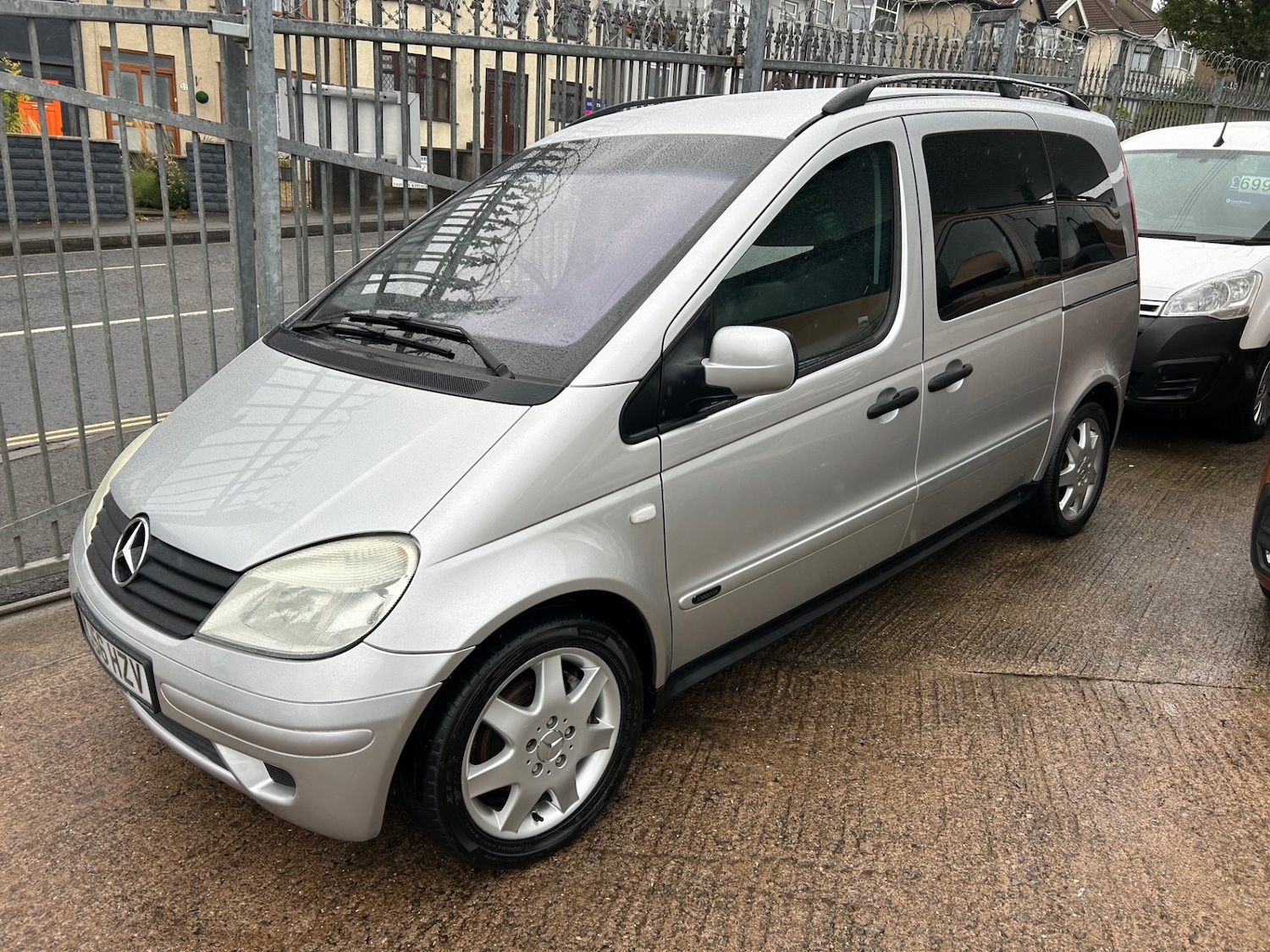 Used Mercedes-Benz Vaneo 2006 for sale - 76142411: Photo 1