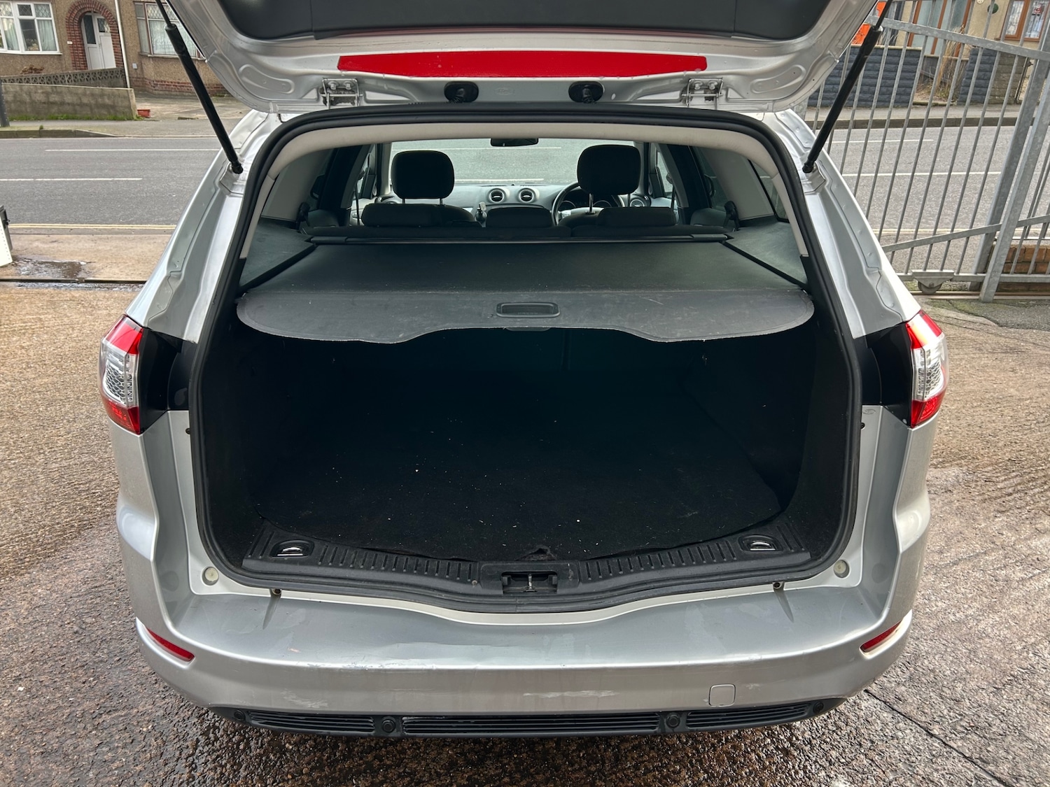 Used Ford Mondeo 2011 for sale - 76565620: Photo 4