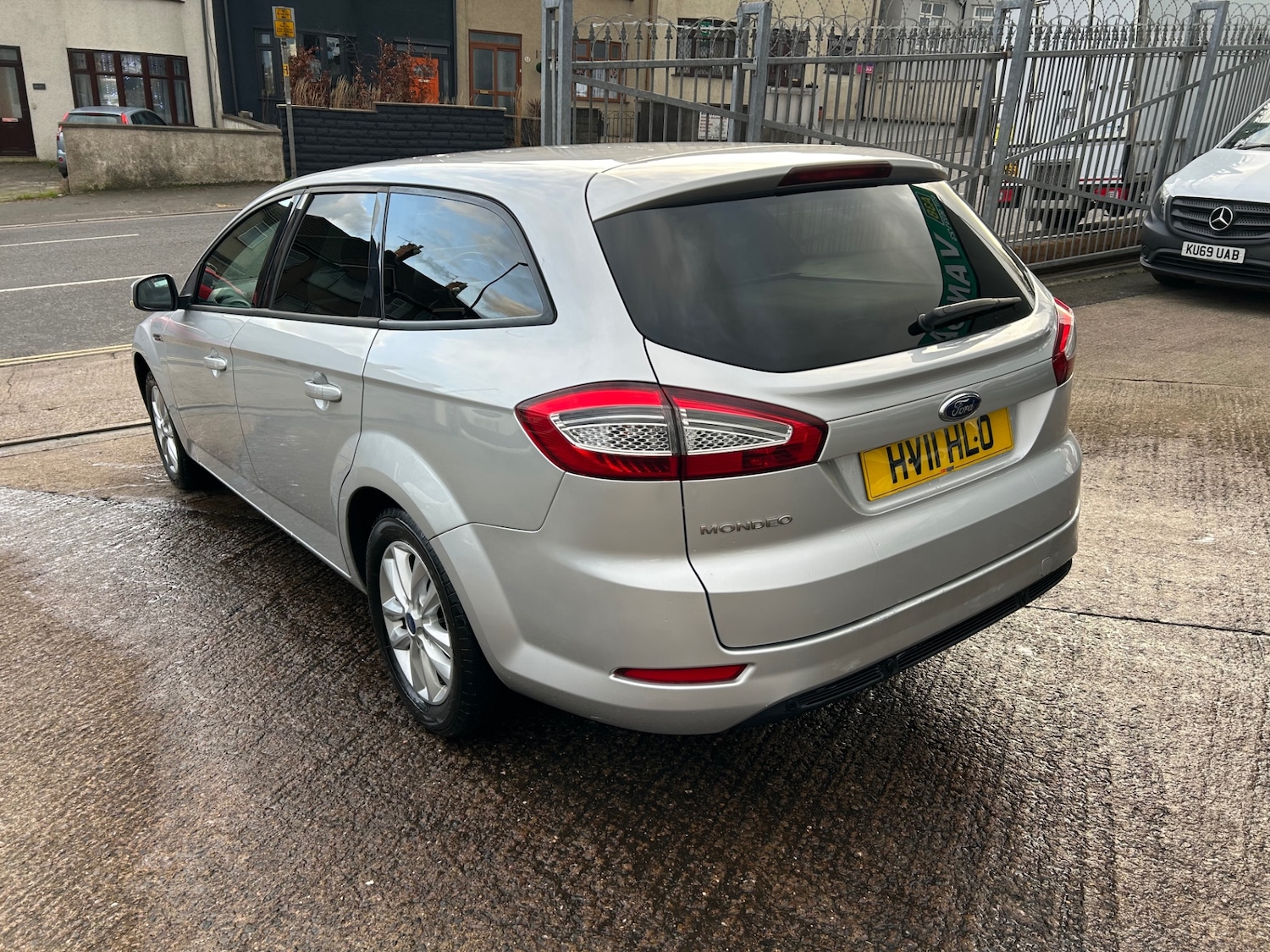 Used Ford Mondeo 2011 for sale - 76565620: Photo 6