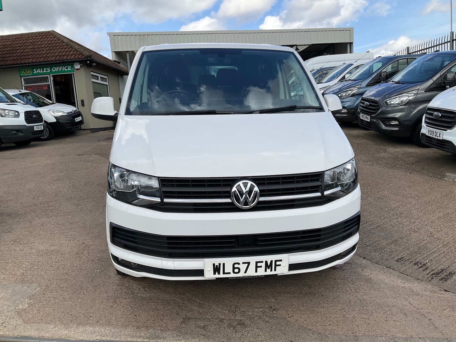 Used Volkswagen Transporter 2017 for sale - 76931772: Photo 15