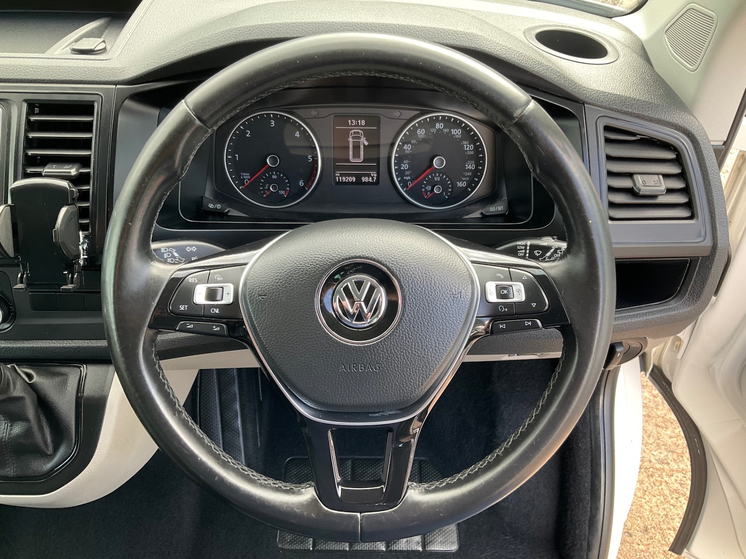 Used Volkswagen Transporter 2017 for sale - 76931772: Photo 29