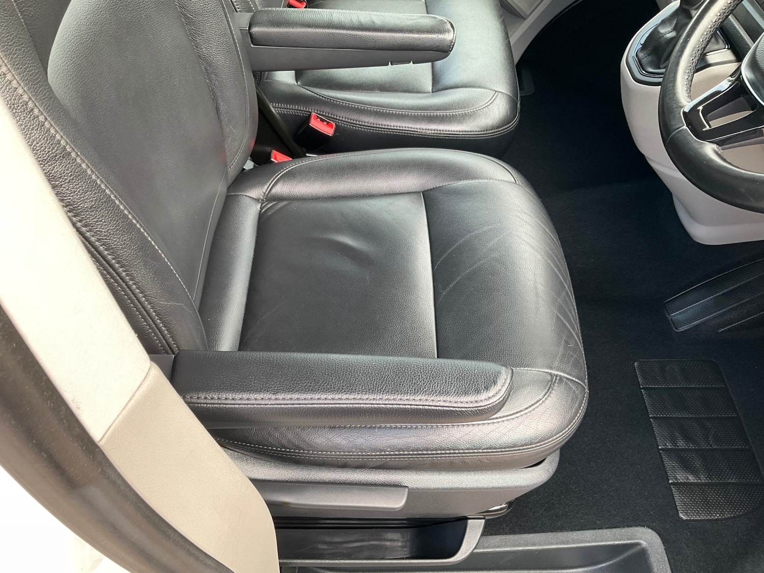 Used Volkswagen Transporter 2017 for sale - 76931772: Photo 31