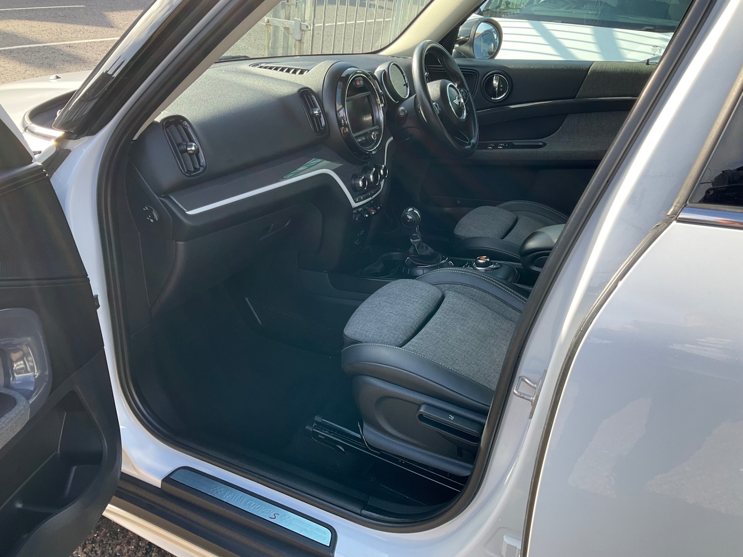 Used MINI Countryman 2017 for sale - 77504897: Photo 2