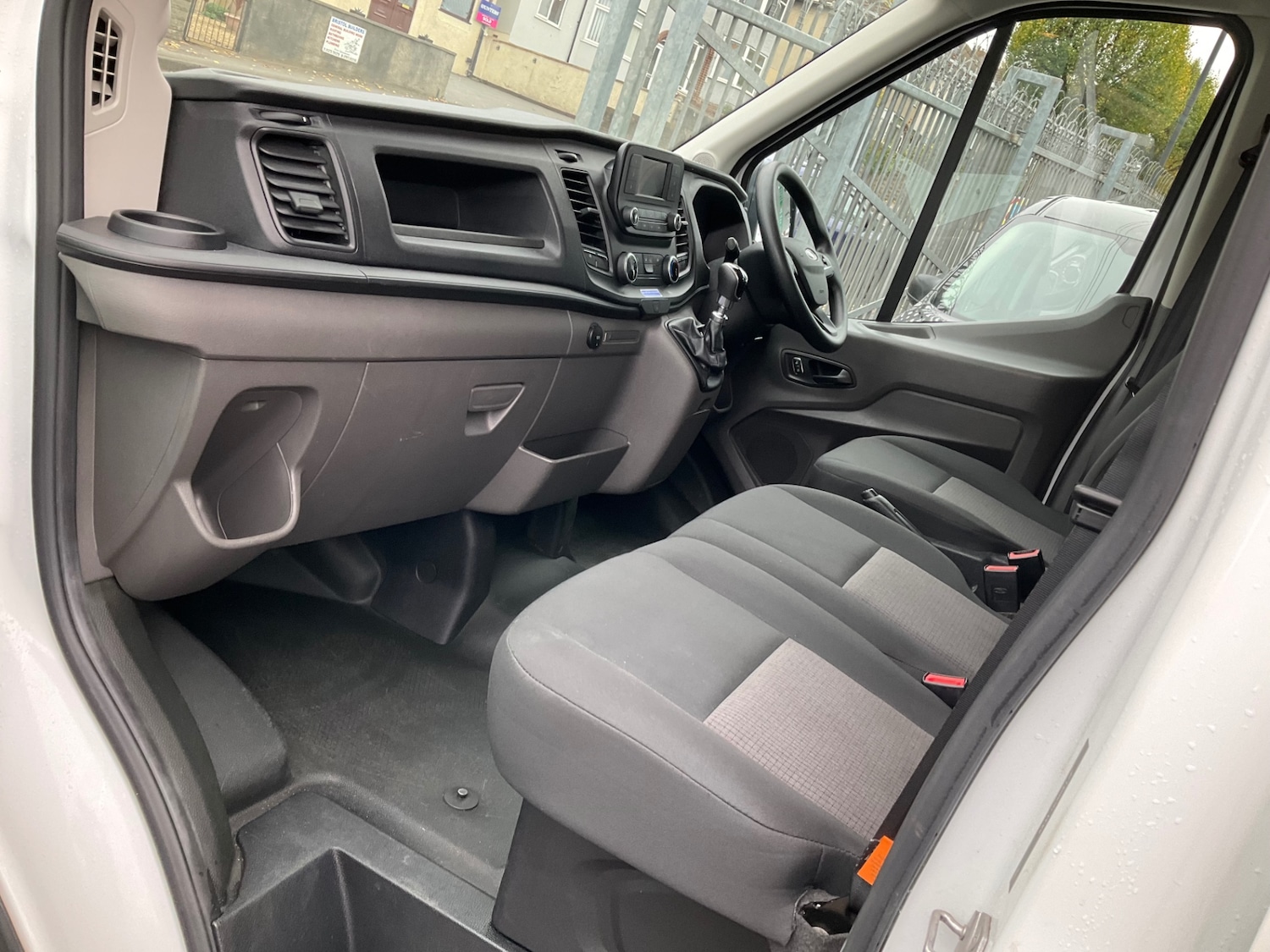 Used Ford Transit 2022 for sale - 76114437: Photo 2