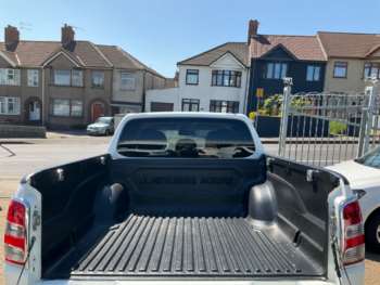 Used Mitsubishi L200 2019 for sale - 74073719: Photo