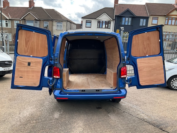Used Volkswagen Transporter 2021 for sale - 75170414: Photo 5
