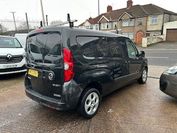 Used Vauxhall Combo 2017 for sale - 77183307: Photo
