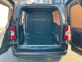 Used Peugeot Partner 2021 for sale - 77759069: Photo