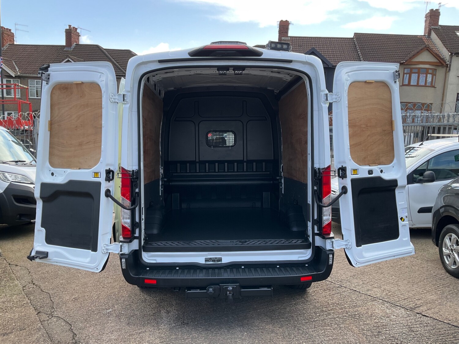 Used Ford Transit 2023 for sale - 77418631: Photo 6