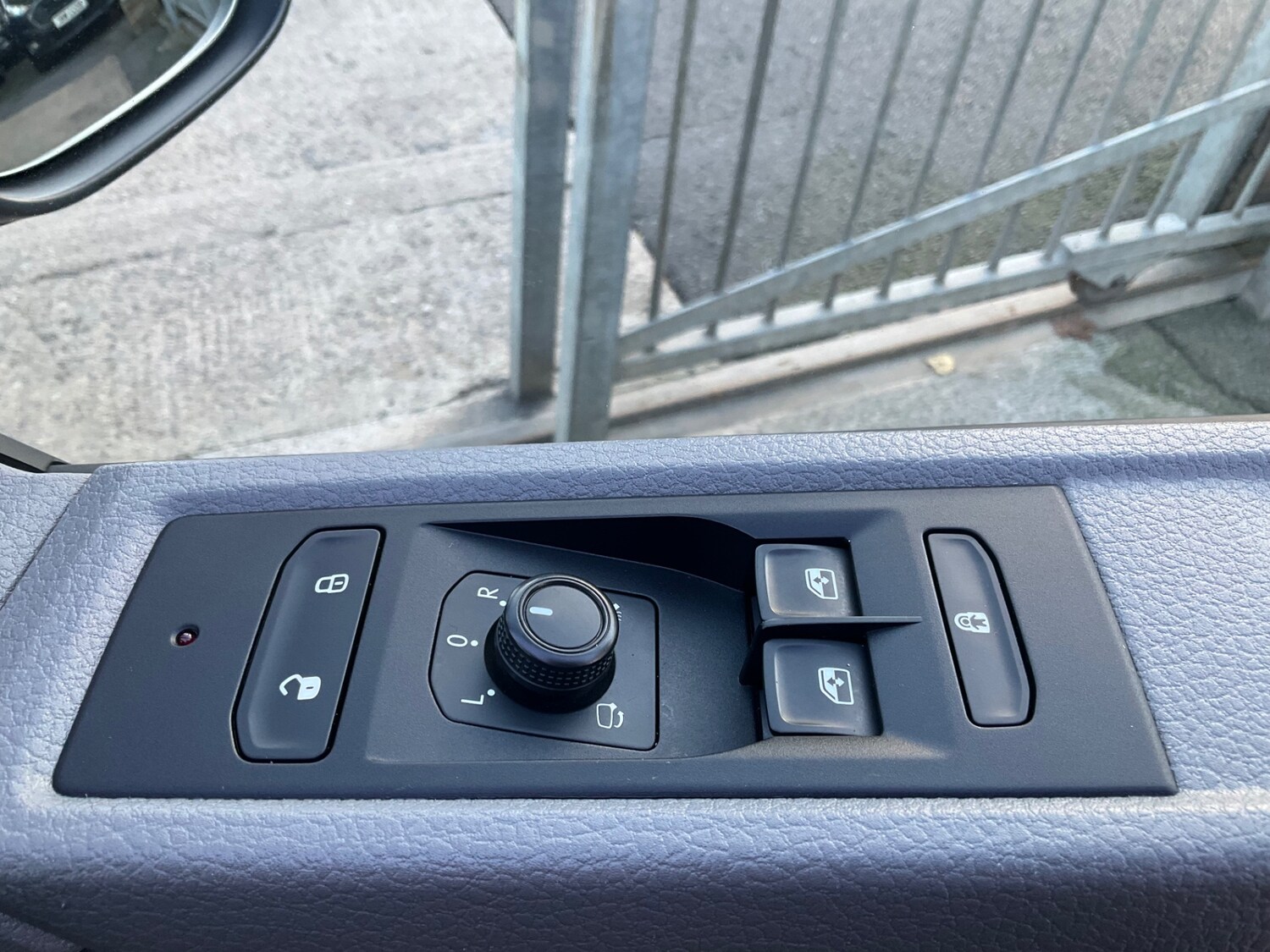 Used Volkswagen Transporter 2020 for sale - 76142442: Photo 26