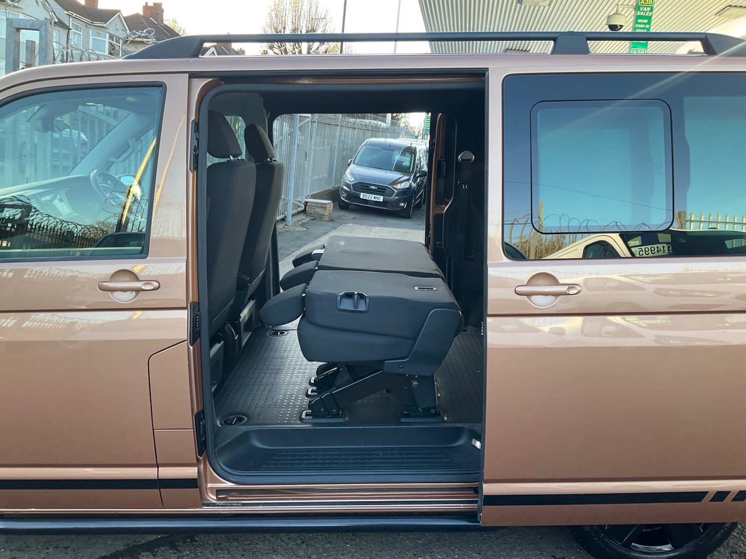 Used Volkswagen Transporter 2020 for sale - 76142442: Photo 6