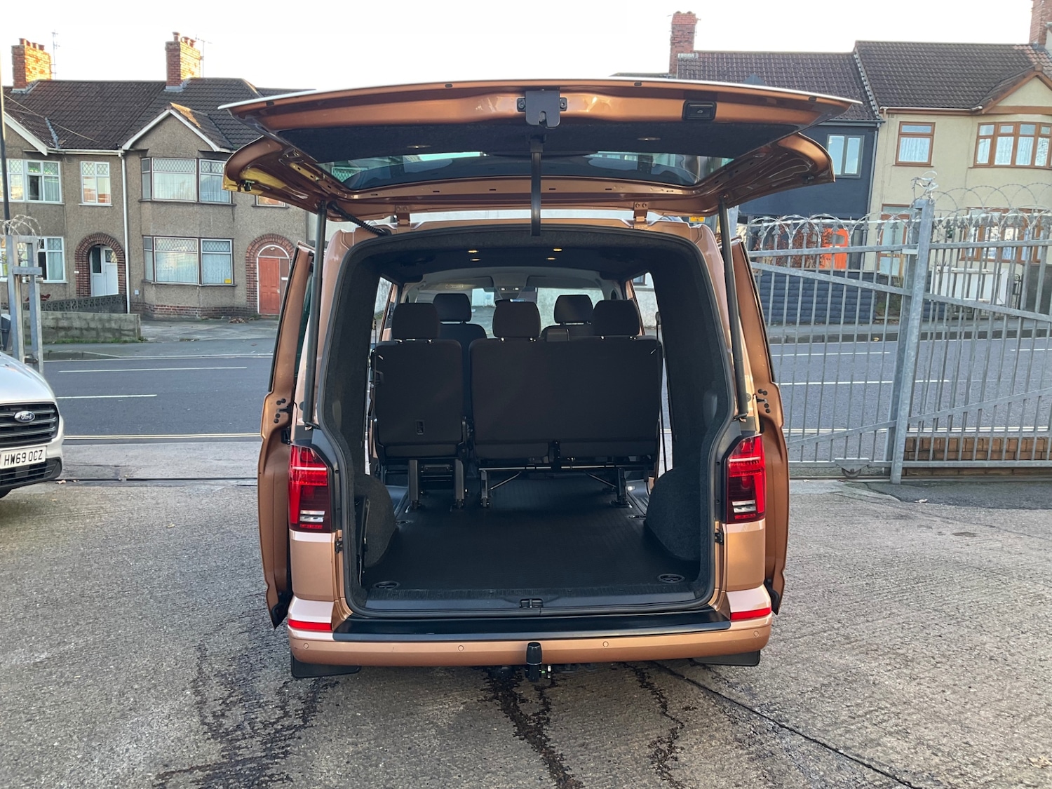 Used Volkswagen Transporter 2020 for sale - 76142442: Photo 8