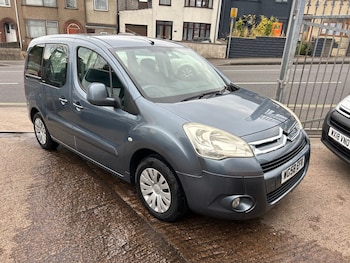 2009 (58) - VTR 1.6I 16V PETROL MPV CAR 5-Door
