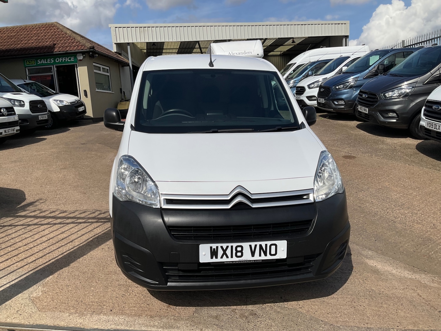 Used Citroen Berlingo 2018 for sale - 76945335: Photo 11