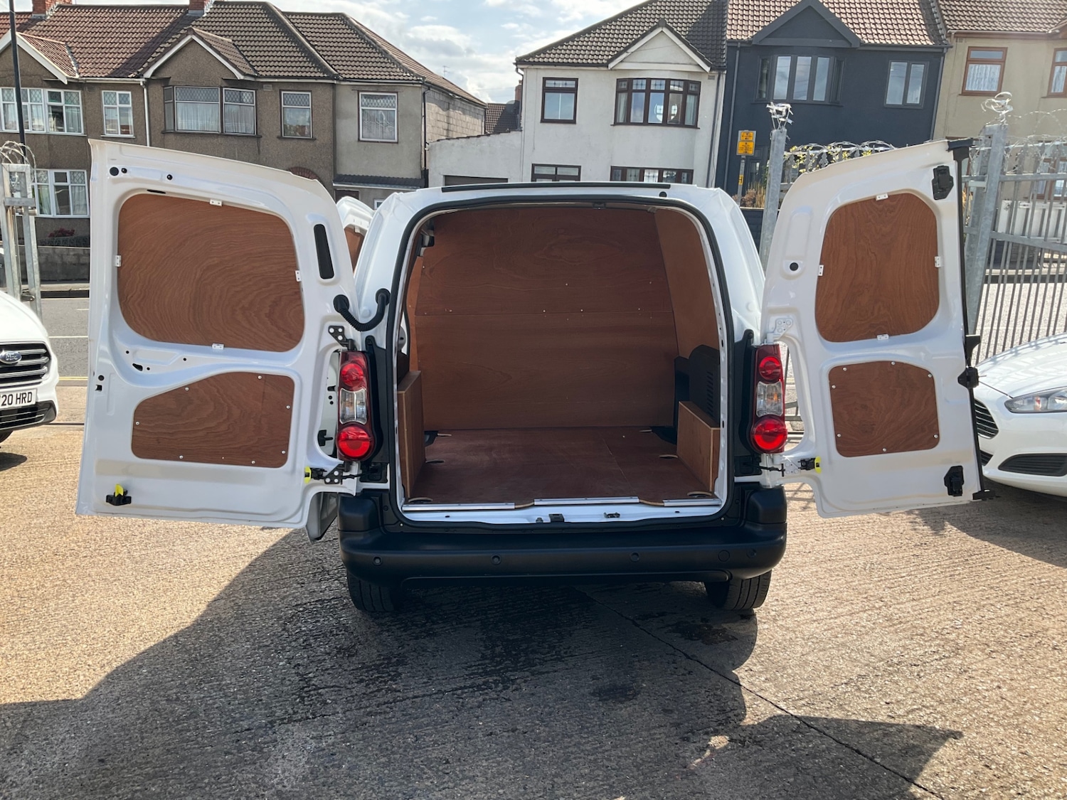 Used Citroen Berlingo 2018 for sale - 76945335: Photo 5