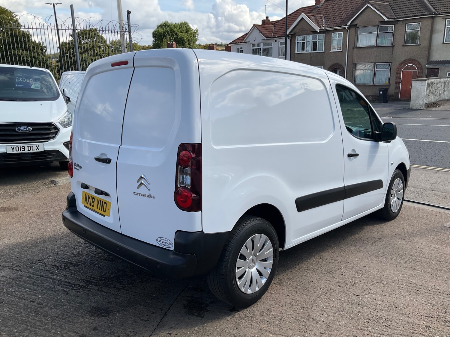 Used Citroen Berlingo 2018 for sale - 76945335: Photo 8