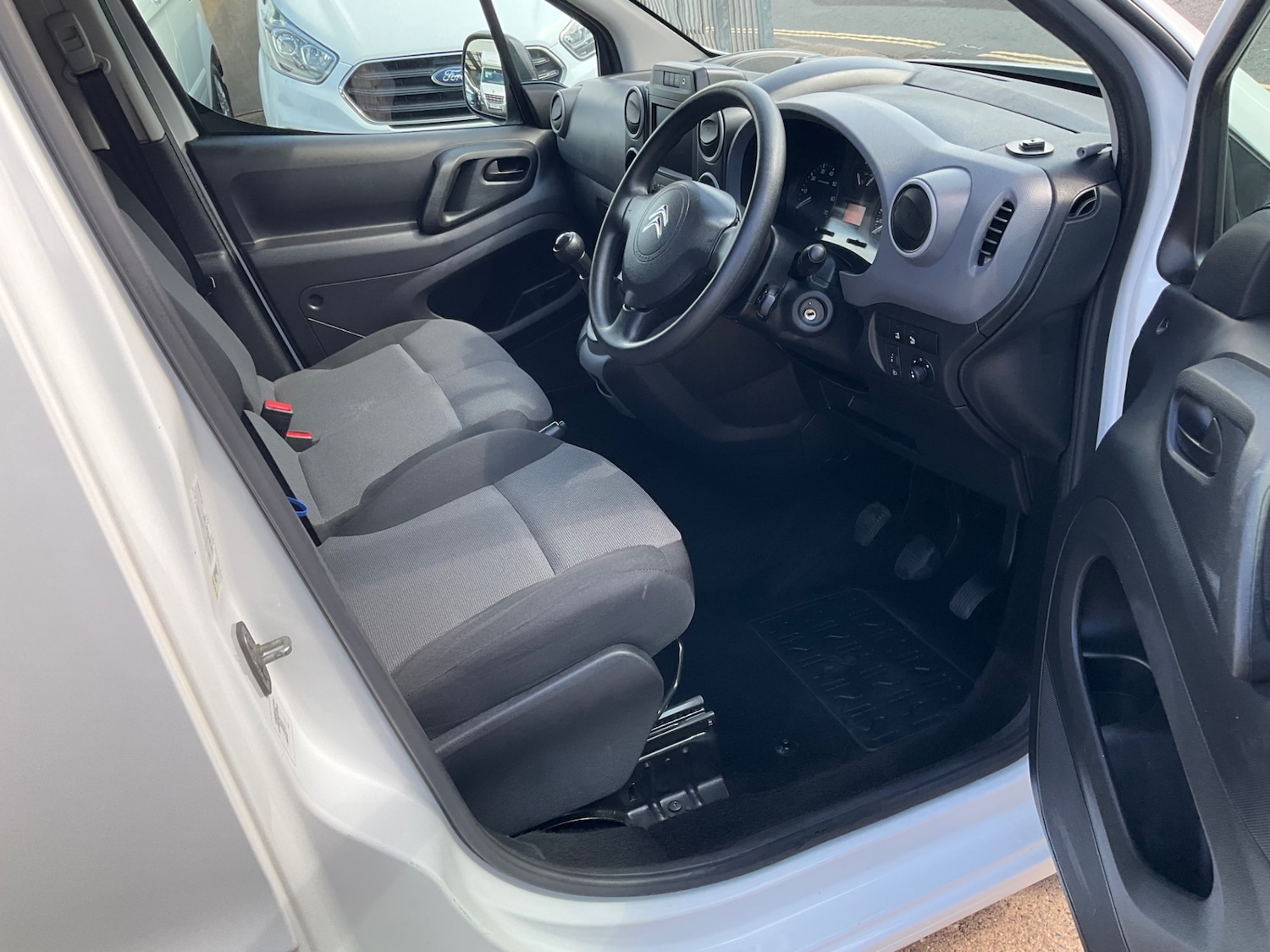 Used Citroen Berlingo 2018 for sale - 76945335: Photo 9