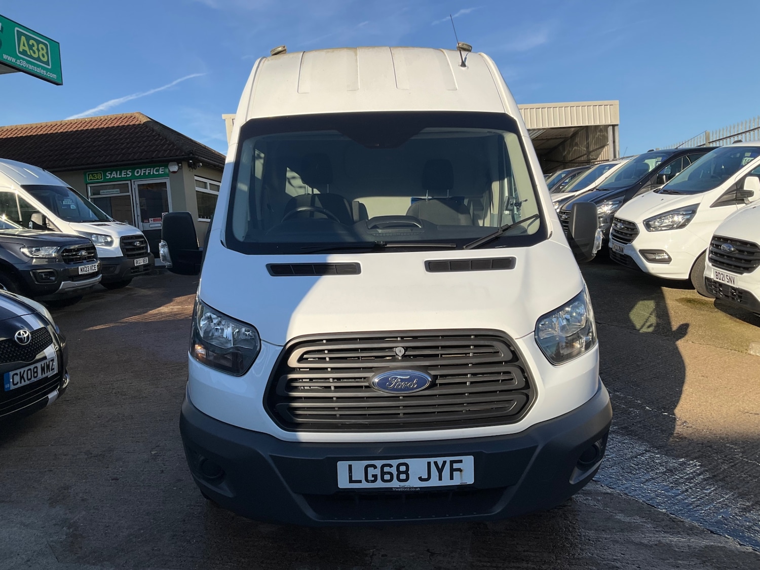 Used Ford Transit 2018 for sale - 76693081: Photo 18
