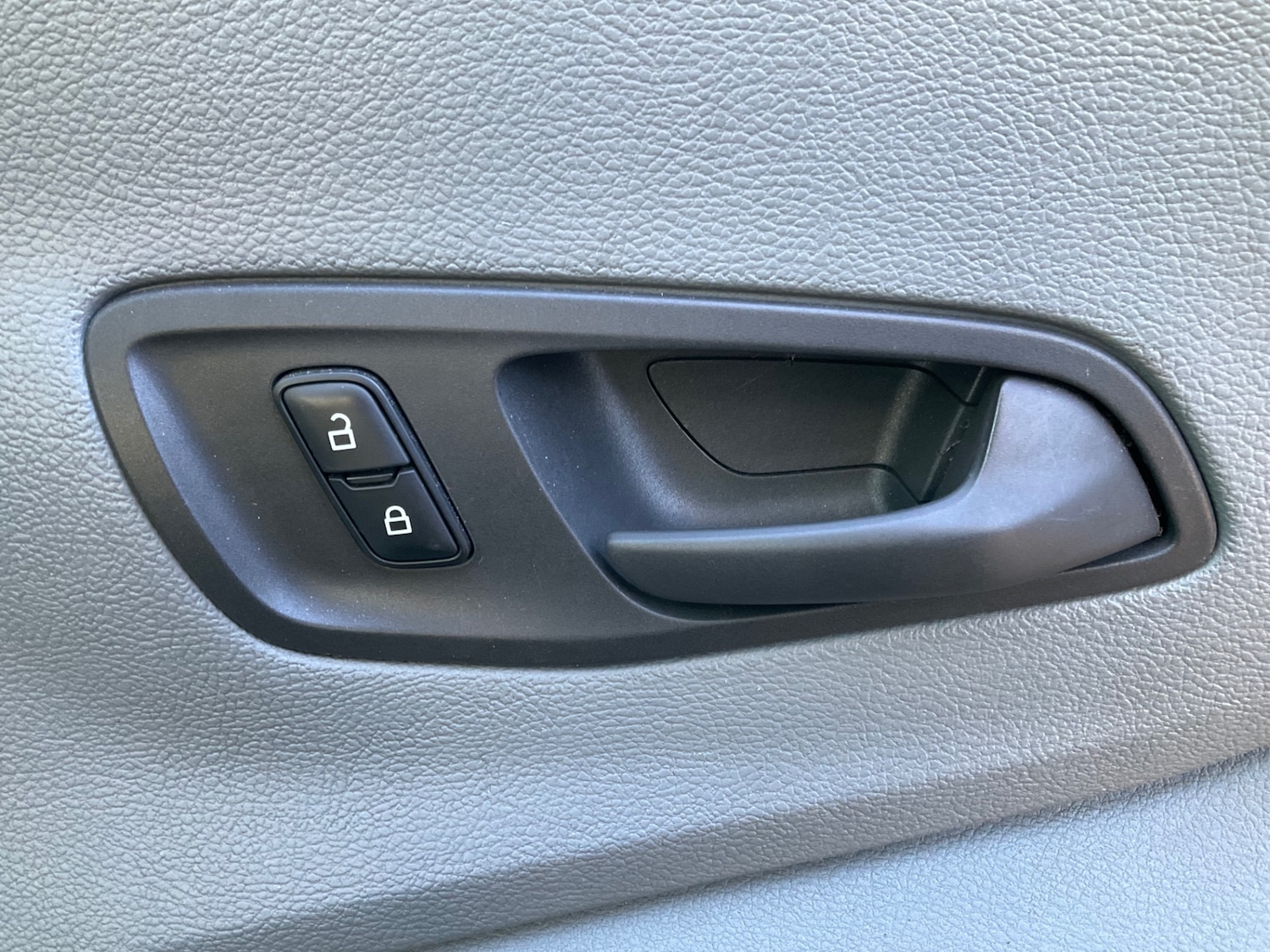 Used Ford Transit 2018 for sale - 76693081: Photo 24