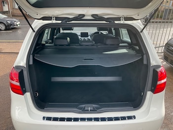 Used Mercedes-Benz B Class 2016 for sale - 77717714: Photo