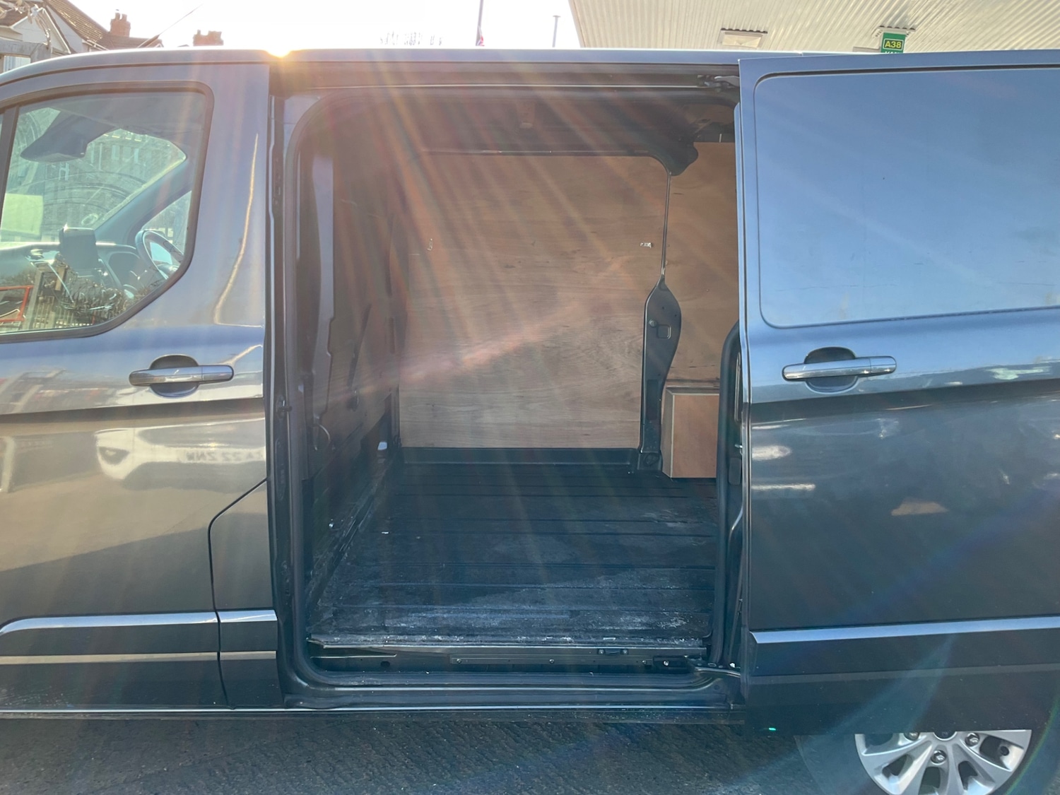 Used Ford Transit Custom 2020 for sale - 77548464: Photo 3