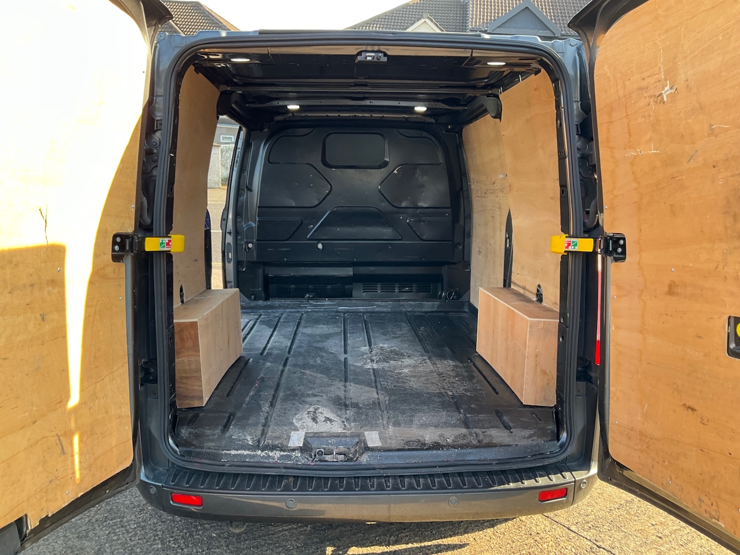 Used Ford Transit Custom 2020 for sale - 77548464: Photo 4