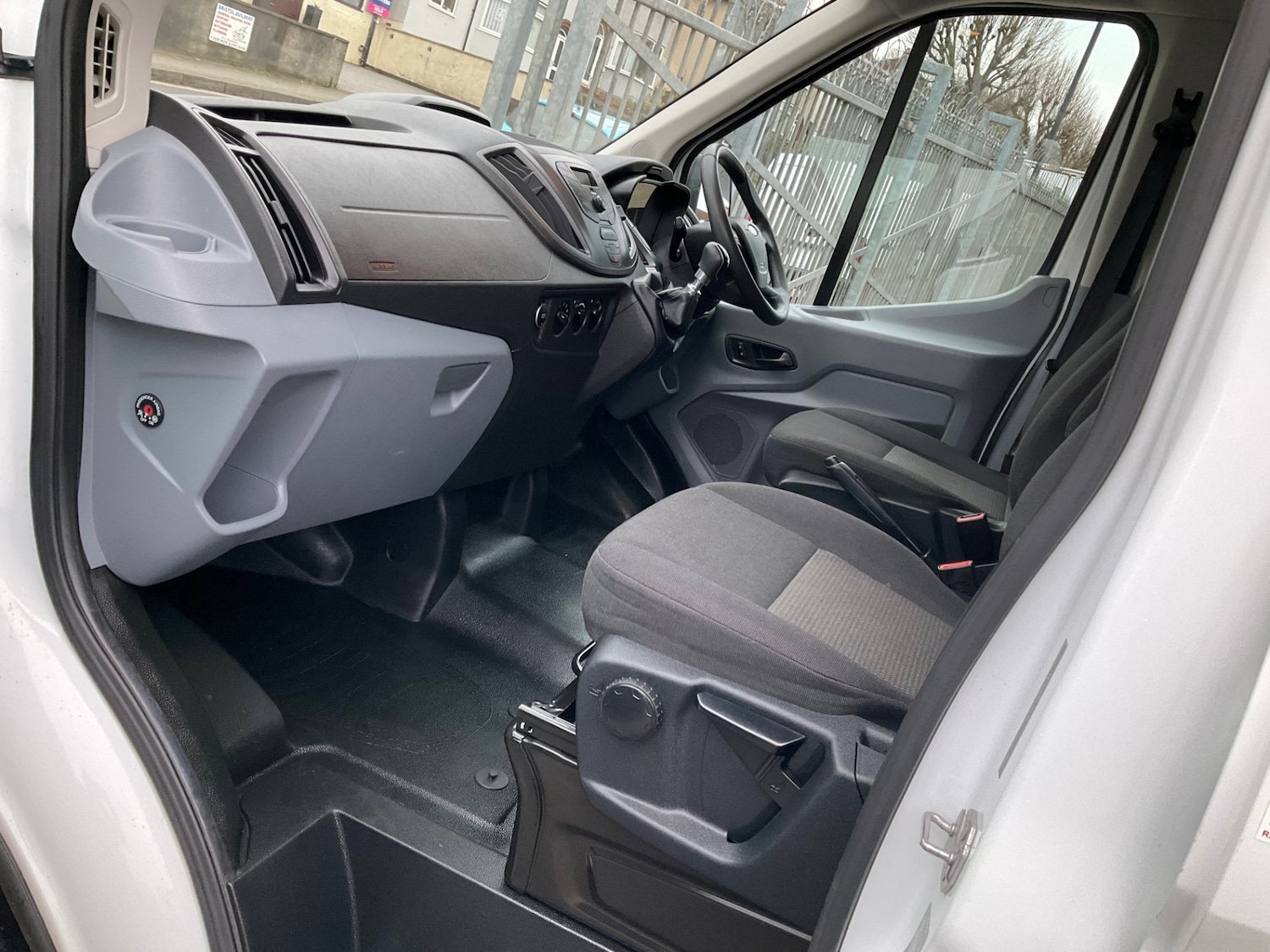 Used Ford Transit 2019 for sale - 77179697: Photo 2