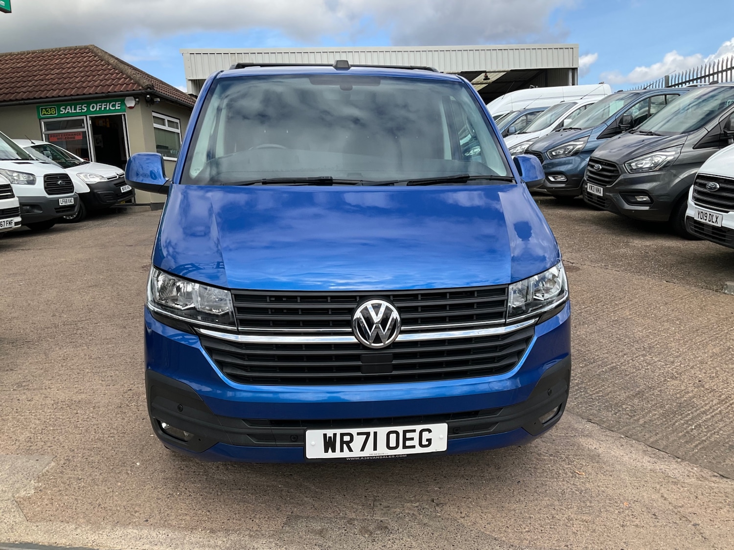 Used Volkswagen Transporter 2021 for sale - 76931689: Photo 11