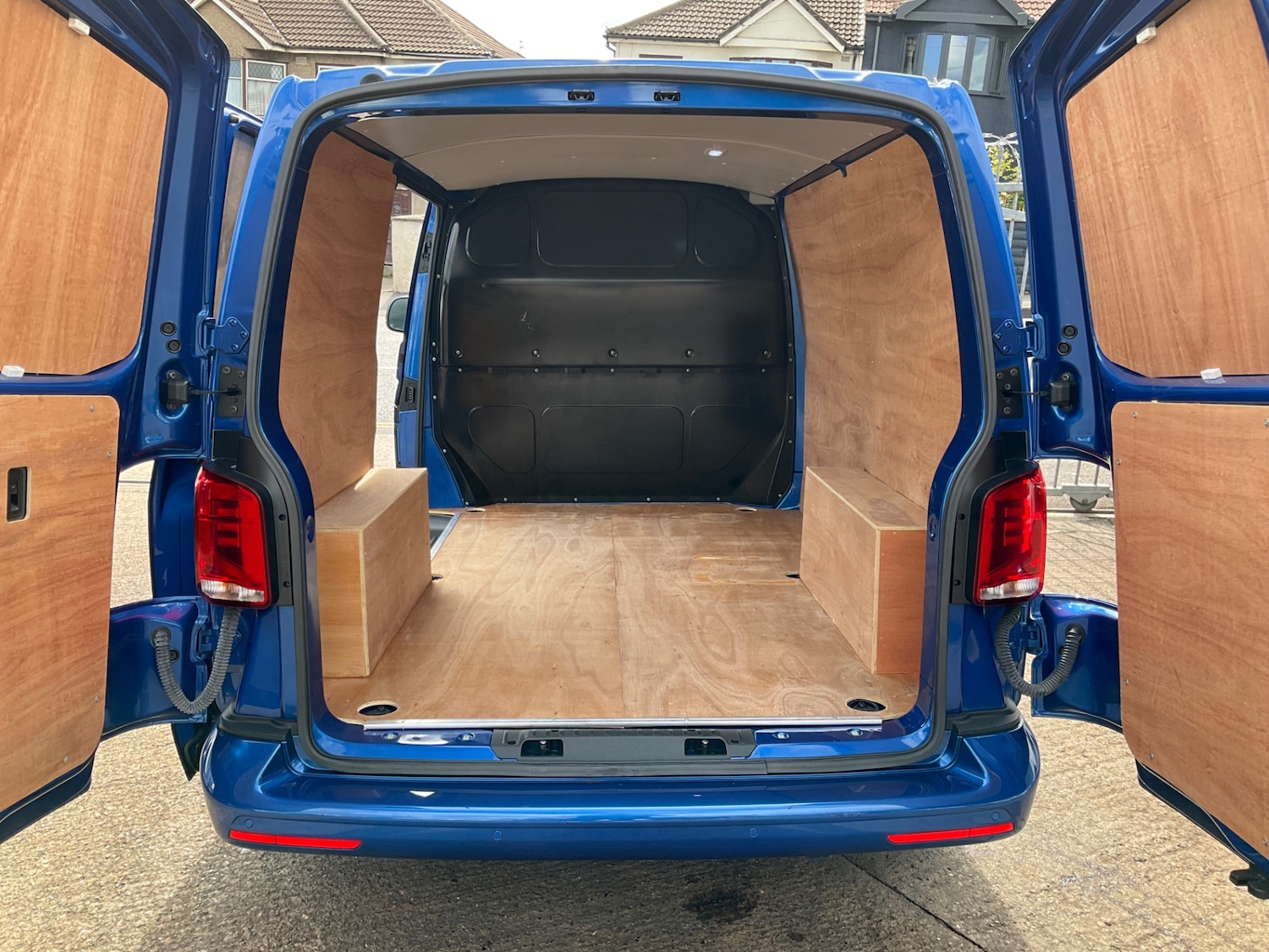 Used Volkswagen Transporter 2021 for sale - 76931689: Photo 4