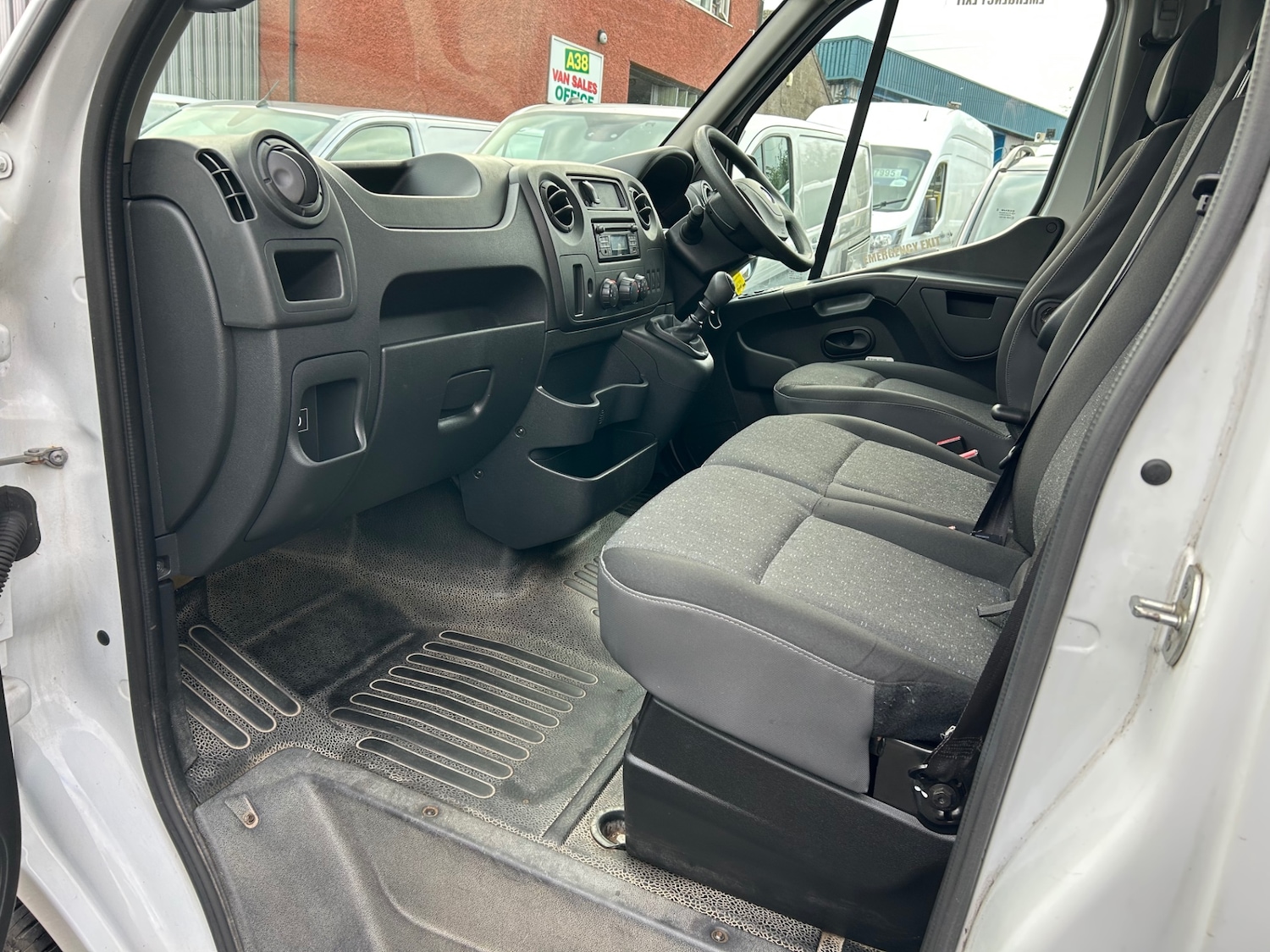 Used Vauxhall Movano 2019 for sale - 76555508: Photo 2