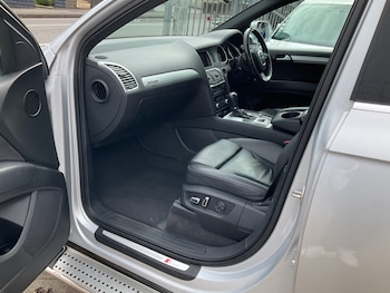 Used Audi Q7 2010 for sale - 75313879: Photo