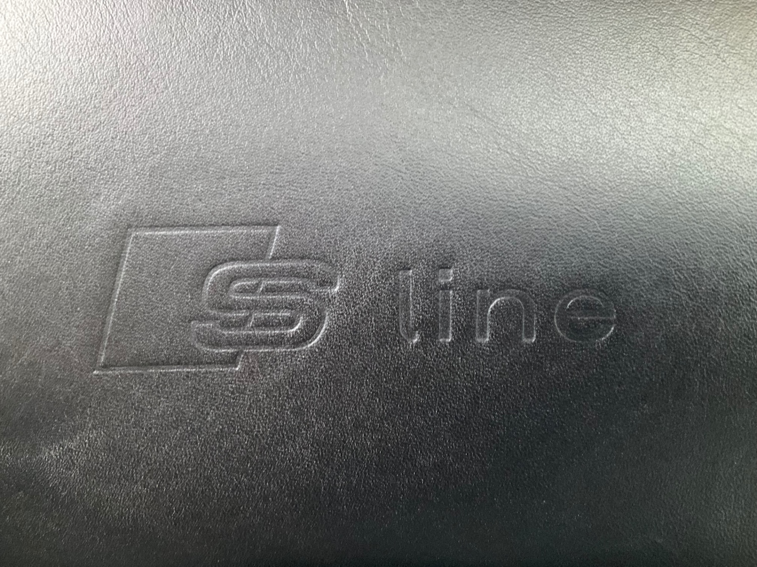 Used Audi Q7 2010 for sale - 75313879: Photo 33