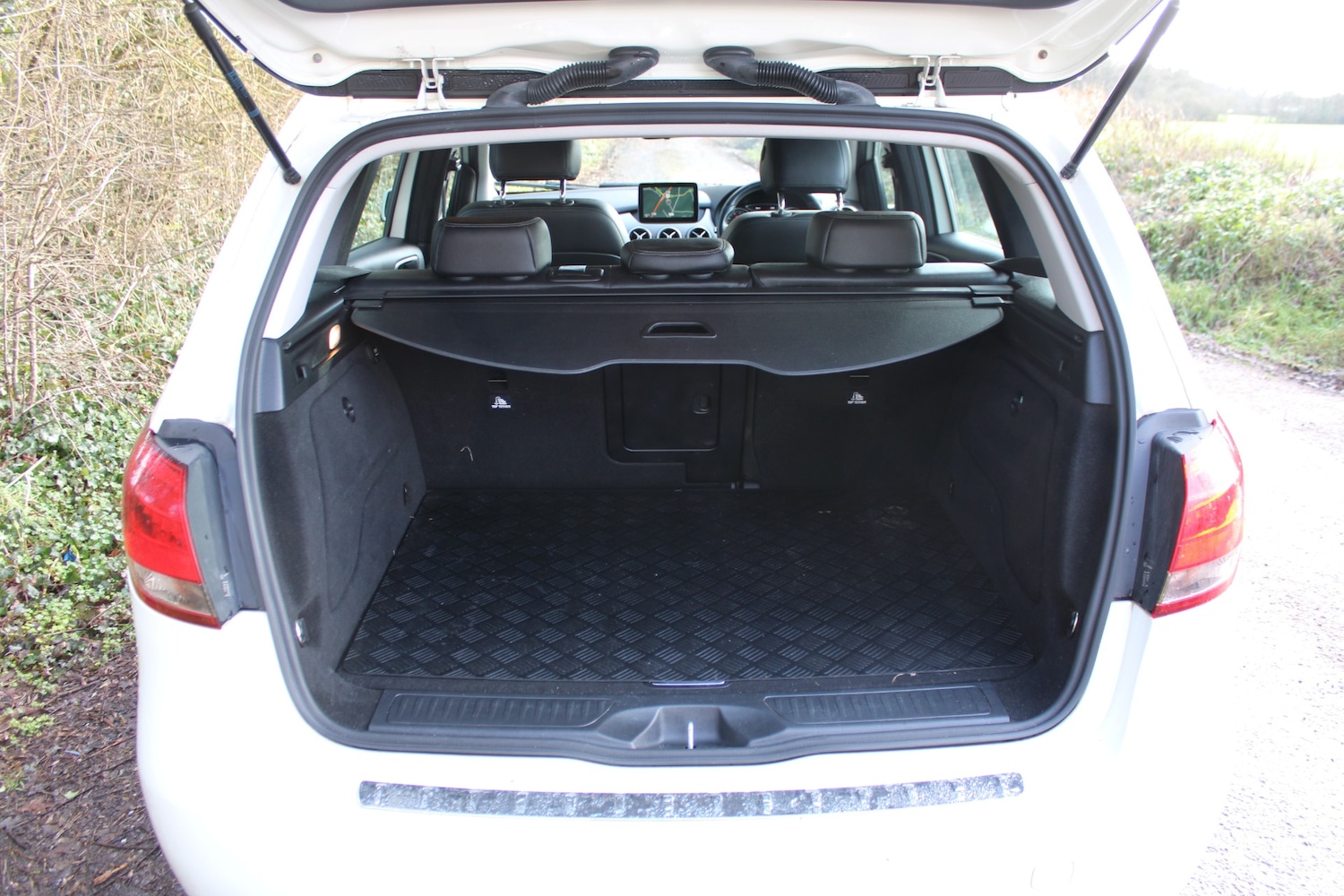 Used Mercedes-Benz B Class 2017 for sale - 77573676: Photo 17