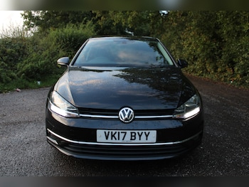 Used Volkswagen Golf 2017 for sale - 75939842: Photo