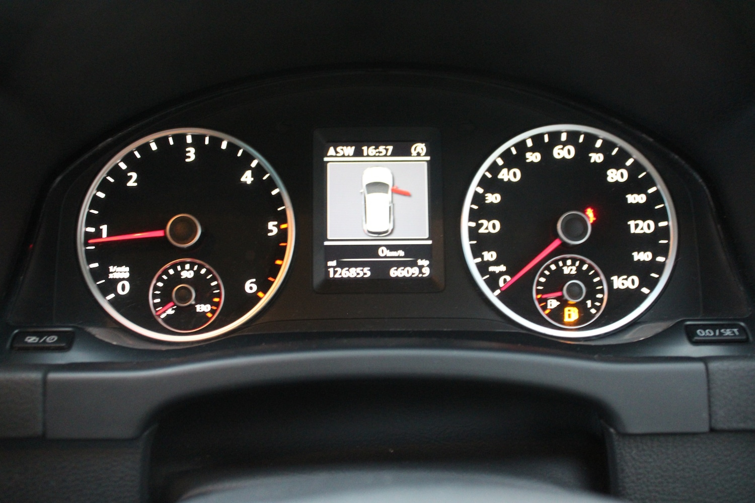 Used Volkswagen Tiguan 2014 for sale - 76548149: Photo 14