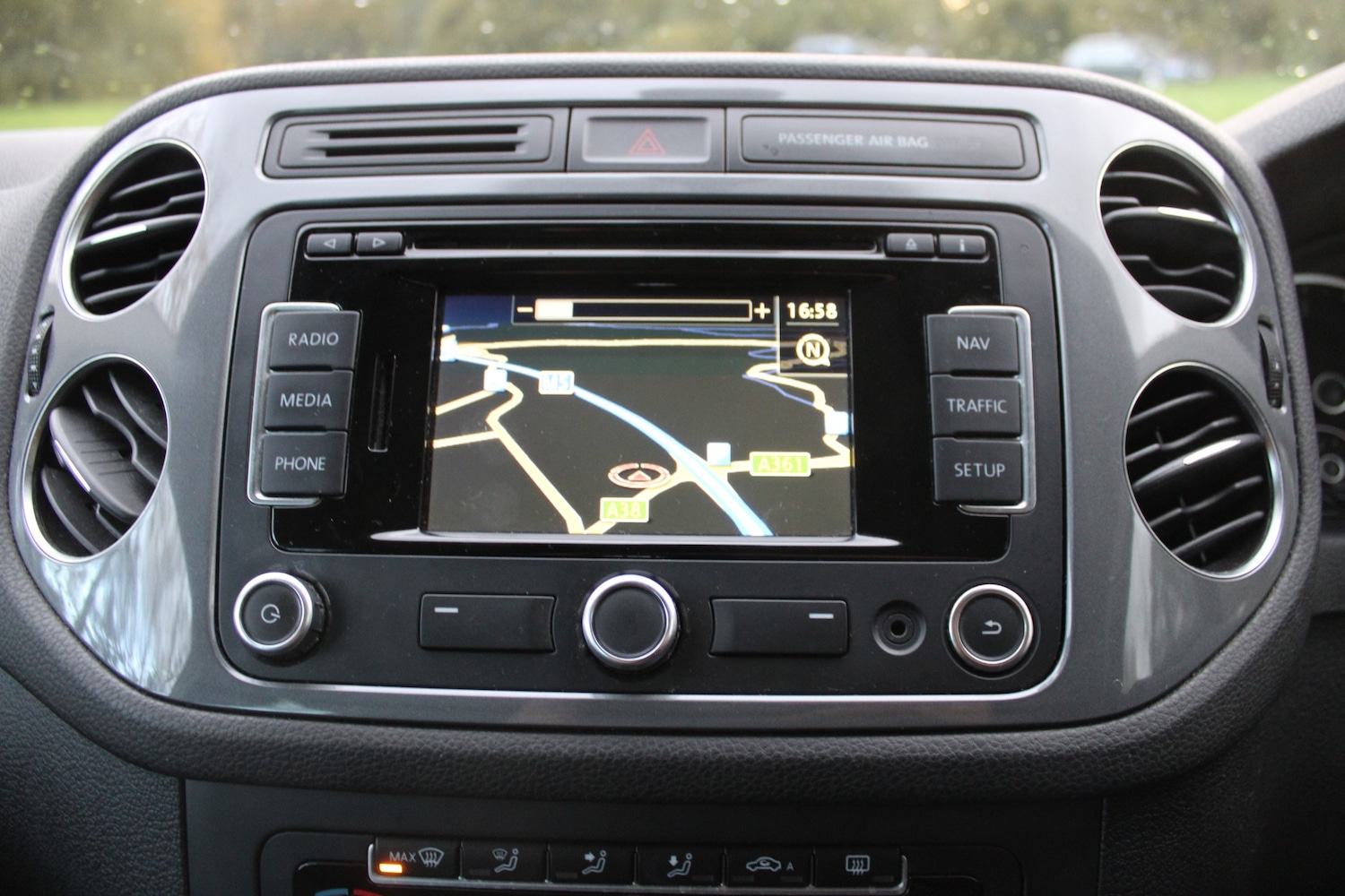 Used Volkswagen Tiguan 2014 for sale - 76548149: Photo 15