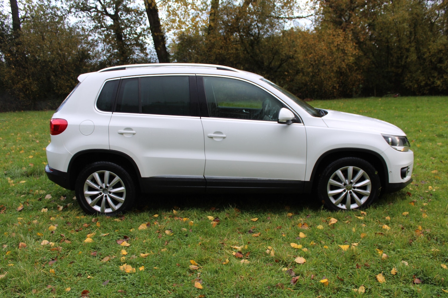 Used Volkswagen Tiguan 2014 for sale - 76548149: Photo 2